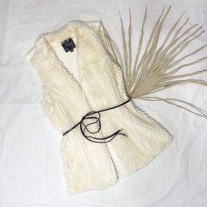 Dynamite off-white faux fur vest Sz S